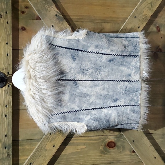 CRIPPLE CREEK MARBLE BLUE VEST FAUX FUR  REAL LEATHER BOHO CHIC CITYGIRL WESTERN - Picture 6 of 11
